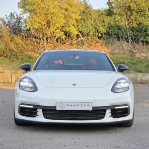2017 Porsche Panamera 2.9 V6 E-Hybrid 4-door 5-seater plug-in hybrid - Image 2