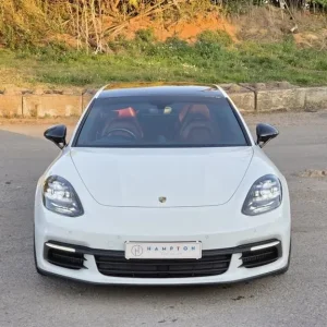 2017 Porsche Panamera 2.9 V6 E-Hybrid 4-door 5-seater plug-in hybrid - Image 3