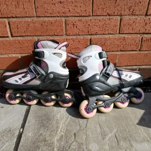 Girls roller skate - Image 3