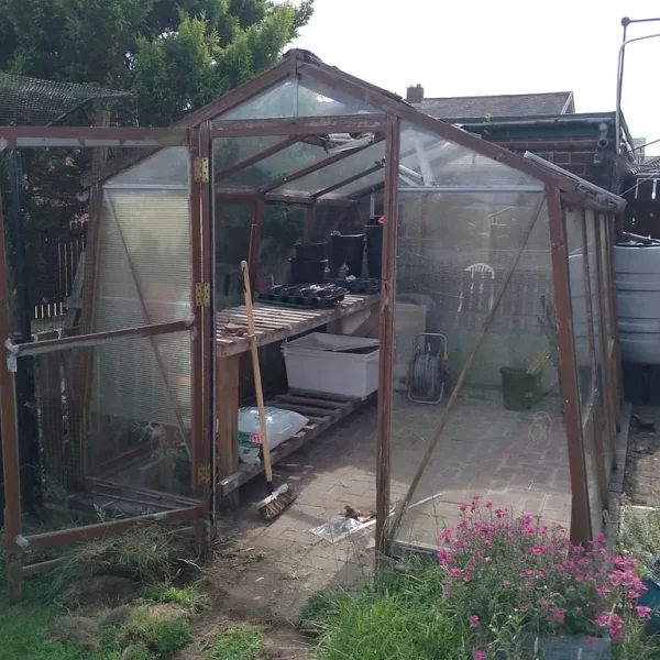 Garden greenhouse bits and bobs
