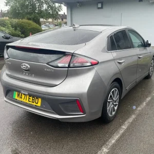 2021 Hyundai Ioniq Electric Hatchback - Image 2