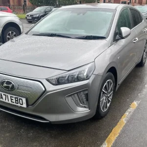 2021 Hyundai Ioniq Electric Hatchback - Image 4