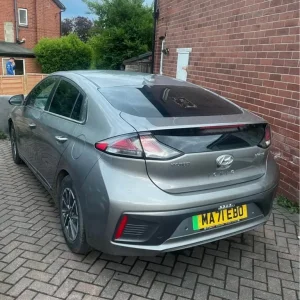 2021 Hyundai Ioniq Electric Hatchback - Image 8