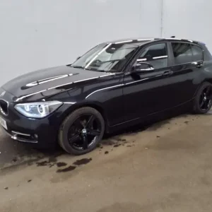 2015 BMW 1 Series 118i Sport Hatchback - Image 4