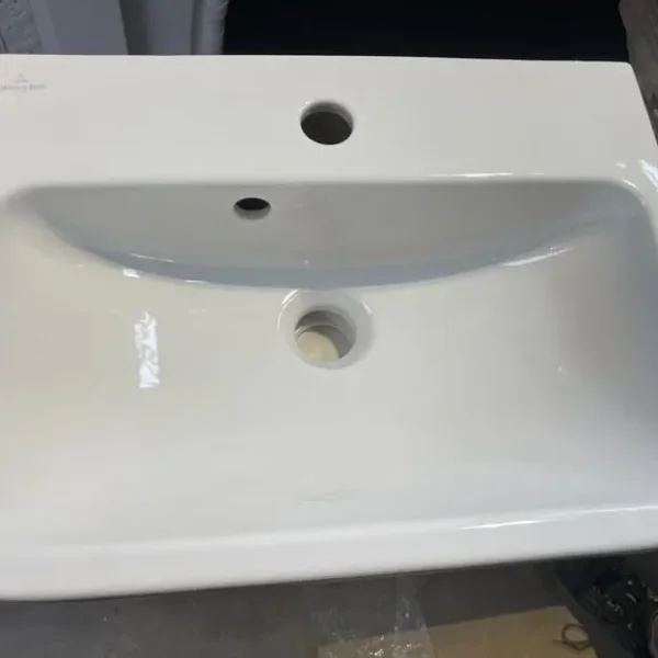 Villeroy and Boch O.novo Handwash Basin – 4 pieces in a joblot