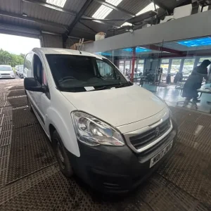 2017 Peugeot Partner Partner Blue HDI SE L1 Panel Van