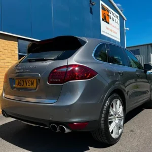 2010 Porsche Cayenne Turbo 5dr Estate - Image 4