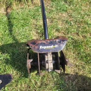 Mc Cullock petrol strimmer with brush cutter, hedge cutter and rotavator - Image 4