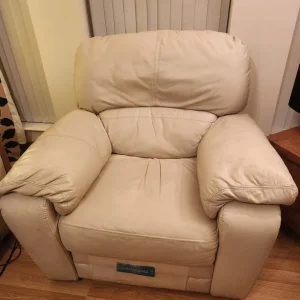 3-2-1 Cream Leather Suite - Image 5