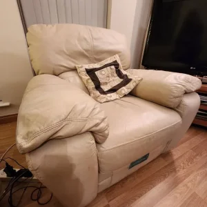 3-2-1 Cream Leather Suite - Image 7