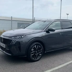 2024 Peugeot 5008 1.2 MHEV GT SUV - Image 7