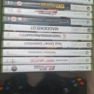 Xbox 360 bundle with games and accessories - Image 4