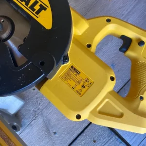 Dewalt Mitre saw and stand - Image 3
