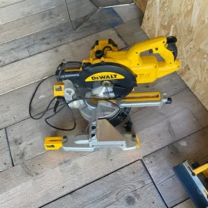 Dewalt Mitre saw and stand