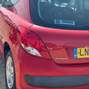 2010 Peugeot 207 1.4 HDi Verve Euro 4 3dr Hatchback Diesel Manual - Image 4