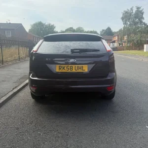 Ford Focus 2008 Manual 1.6L 5-door Hatchback - Image 5