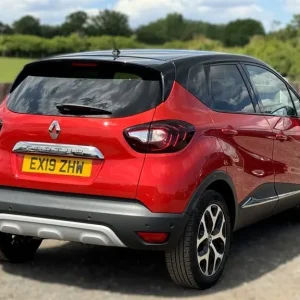 2019 Renault Captur 1.3 TCe GT LINE Automatic SUV - Image 7