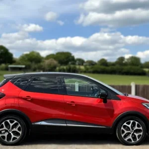 2019 Renault Captur 1.3 TCe GT LINE Automatic SUV - Image 8