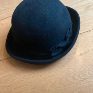 100% wool girls hat size 4/6 years - Image 3