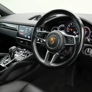 2020 Porsche Cayenne 3.0T V6 Tiptronic S 4WD Euro 6 (s/s) 5dr Coupe Petrol Automatic - Image 3