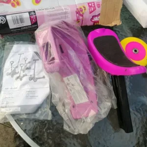 Childs scooter seat and wheel - Image 3