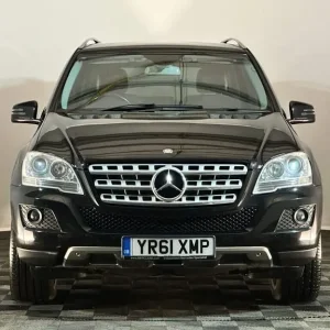 2011 Mercedes-Benz ML300 CDi BlueEFFICIENCY Estate Diesel - Image 2