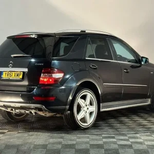2011 Mercedes-Benz ML300 CDi BlueEFFICIENCY Estate Diesel - Image 6