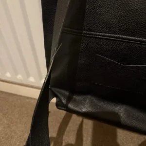 John lewis black backpack - Image 4