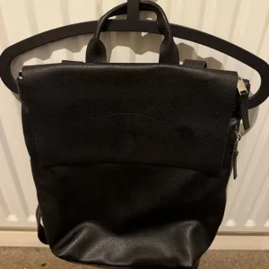 John lewis black backpack - Image 7