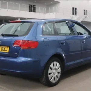 2005 AUDI A3 1.6 Petrel Special Edition 5-door automatic - Image 4