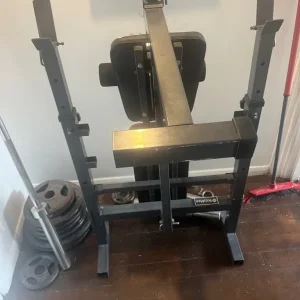 weightlifting bench