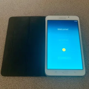 White Samsung Galaxy Tab A6 7” with case - Image 2