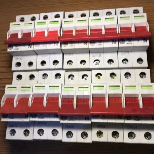 10 X WYLEX WS102 MAIN SWITCH DISCONNECTOR