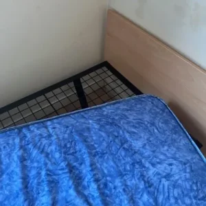 Single metal bed with mattress - Image 2