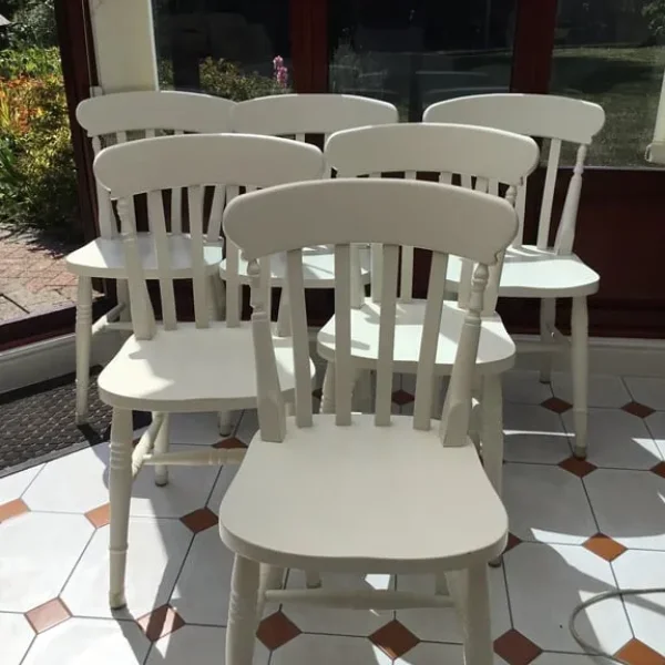 6 wooden chairs good condition