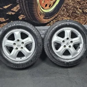 Vauxhall Vivaro Renault Trafic 16-inch Alloy Wheels with 4 Tyres