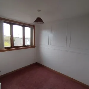 2 bedroom maisonette - Image 7