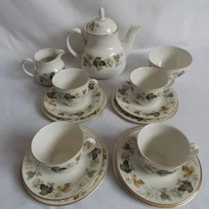 Vintage Royal Doulton Larchmont Tea Set – Teapot, Sugar, Milk Cups and Saucers - Image 2