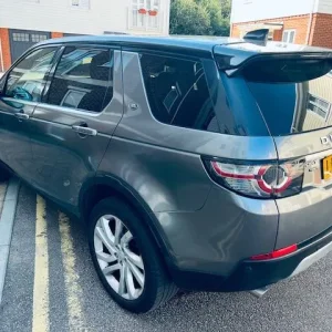 2018 Land Rover Discovery Sport Estate - Image 5