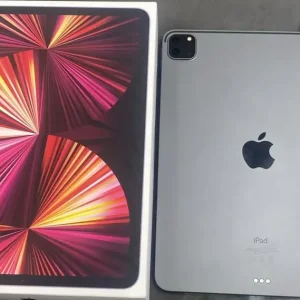 iPad Pro 11 inch 3rd Gen 128GB Wi-Fi Unlocked