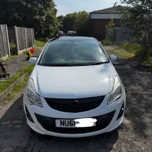 2011 Vauxhall Corsa 1.2 16v 3-door hatchback - Image 3