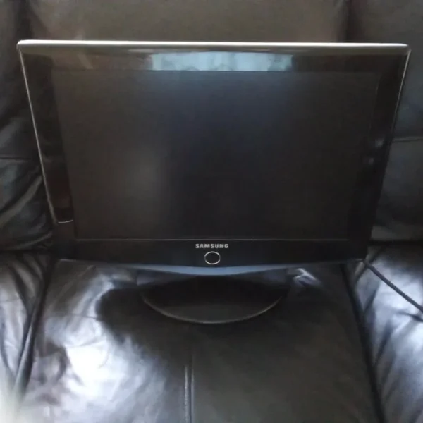 19 inch Samsung TV