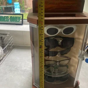 Sunglasses wooden rotating display cabinet - Image 7