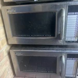 Sharp R21ATP Microwave for parts