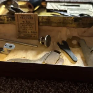 Wilcox & Gibbs Accessory Box - Image 2