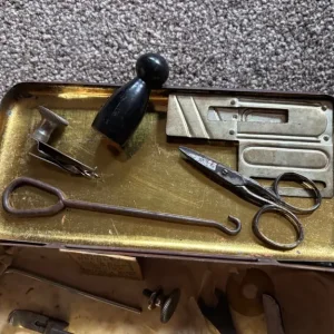 Wilcox & Gibbs Accessory Box - Image 3