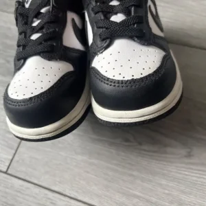 Toddler Nike Dunk Low Panda Trainers - Image 5