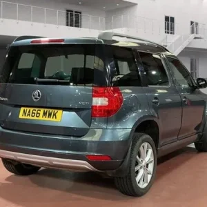 2016 Skoda Yeti 1.2 TSI SE DSG Euro 6 5-door Hatchback - Image 5