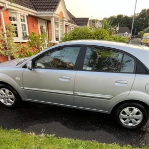 2011 Kia Rio Hatchback Manual - Image 3