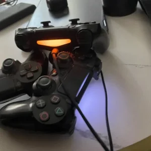 Job lot PlayStation 4 controllers - Image 4